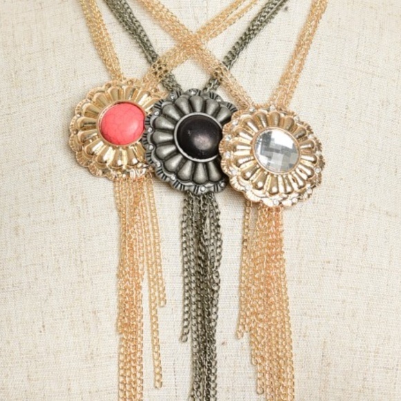 COUNTRY VIBE NECKLACE - Picture 2 of 2